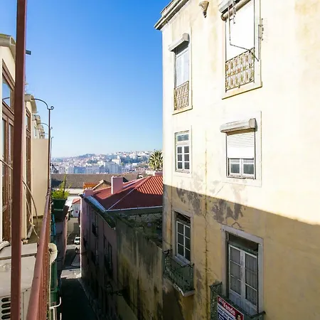 Sunny Terrace Bairro Alto By Altido * 리스본